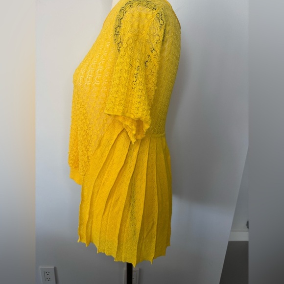 Love Moschino Asymmetrical Knit T-Shirt – Size 6 - Picture 13 of 17